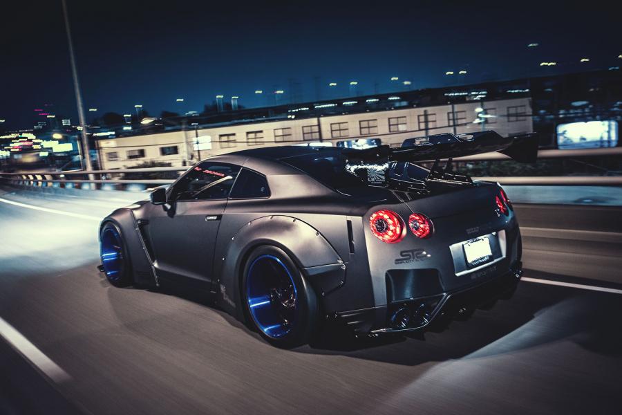  Nissan GT-R by Liberty Walk 2013 года  (фото 20 из 41)